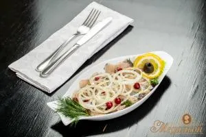 Сельдь с луком Предвкушение