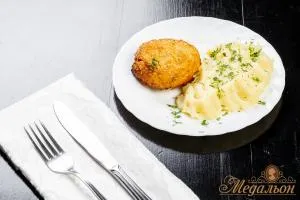 Биточки куриные Дижонские